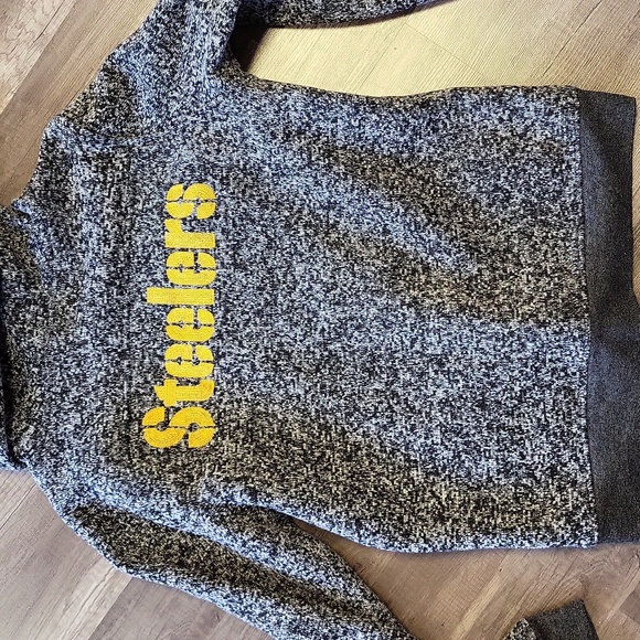 Steelers sweater - Picture 5 of 5